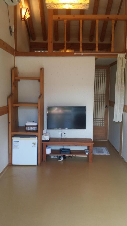 Yeonwoodang Guesthouse Чонджу Екстер'єр фото